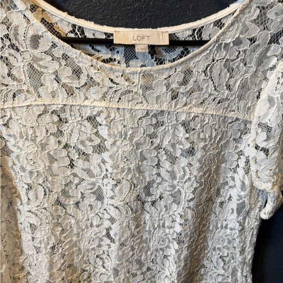 LOFT Cream Lace Blouse Short Sleeve - Picture 2 of 4